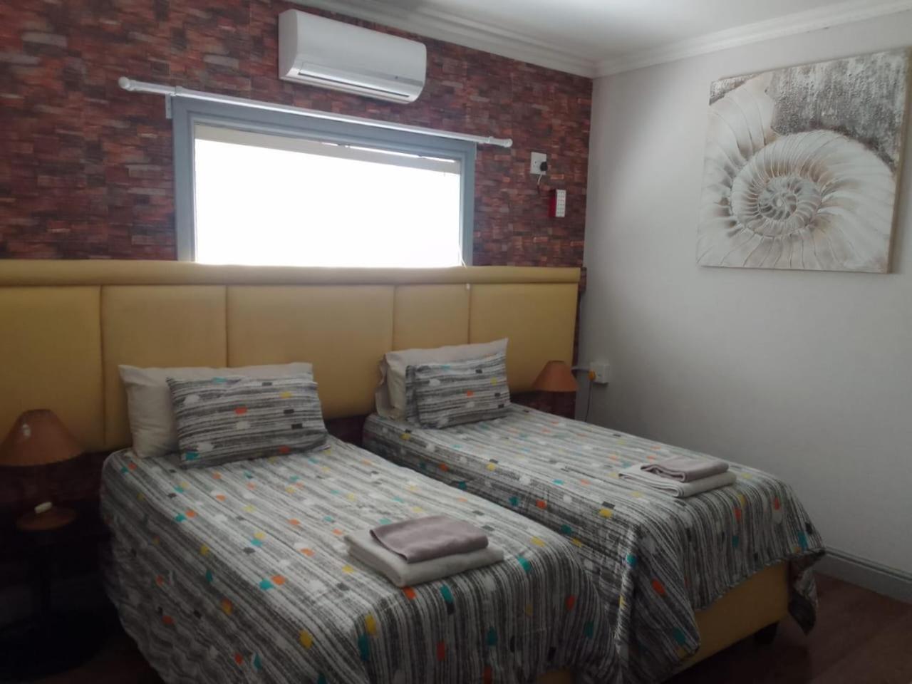 Camdene Guesthouse 케이프타운 외부 사진